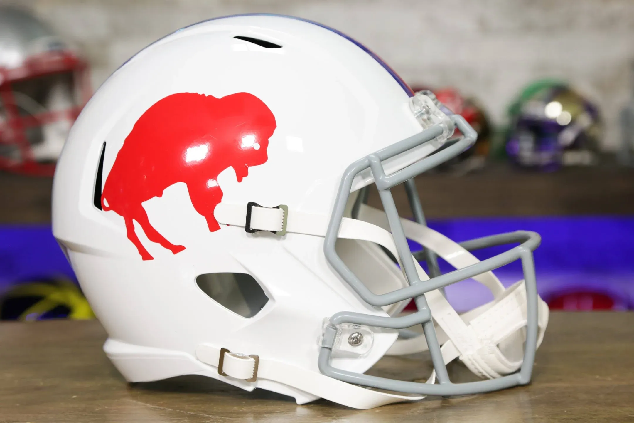 Buffalo Bills 1965-73 Throwback Replica Mini Helmet