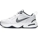 Nike Air Monarch IV Sneaker