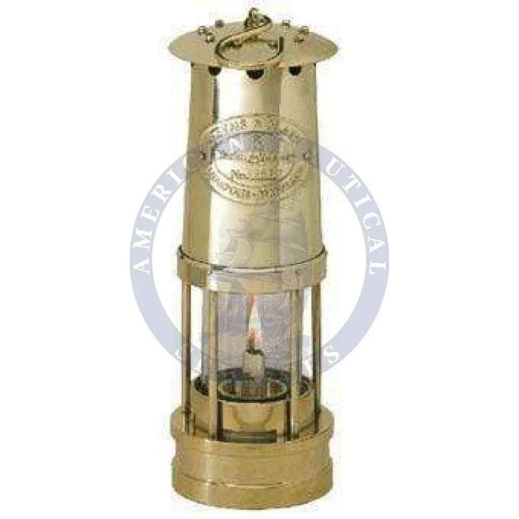 Weems & Plath Yacht Oil Lamp (Brass)