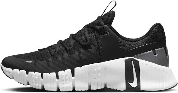 Nike Women's W Free Metcon 5 Sneaker