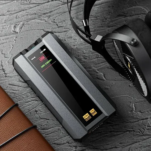 FiiO Q15 Portable DAC And Headphone Amplifier Titanium