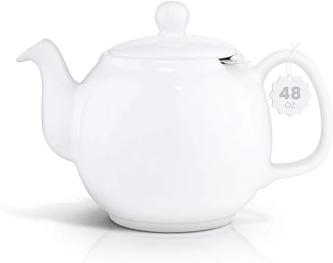 Saki Large Porcelain Teapot, 48 Ounce - White