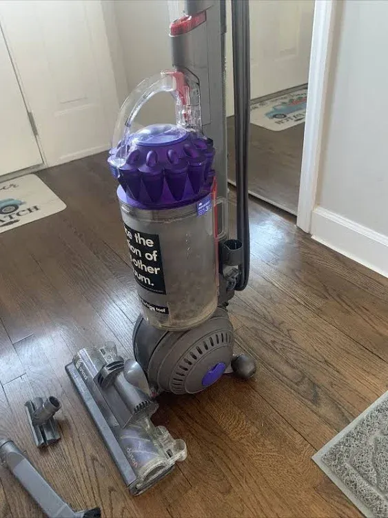 dyson dc65 animal Vacuum