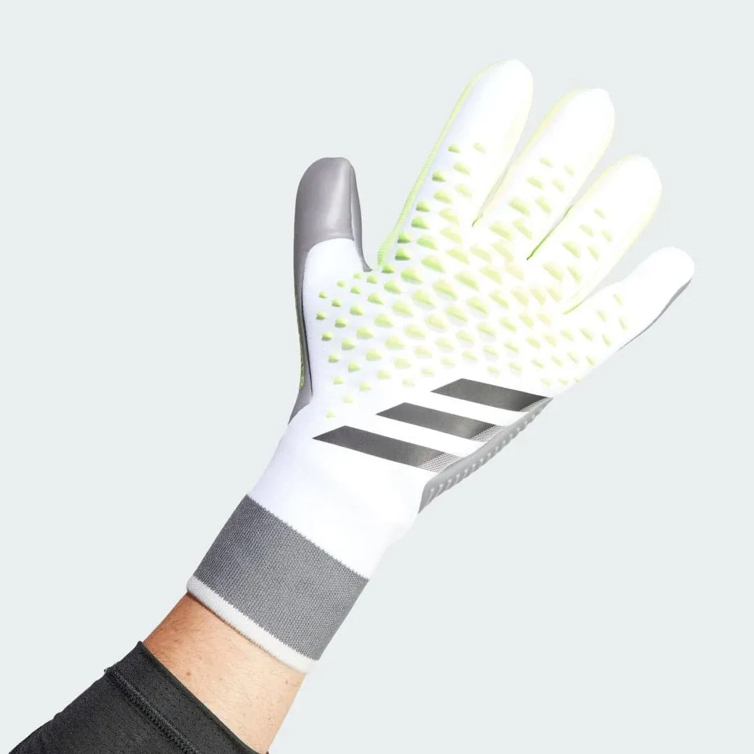 Adidas Predator Pro GoalKeeper Gloves