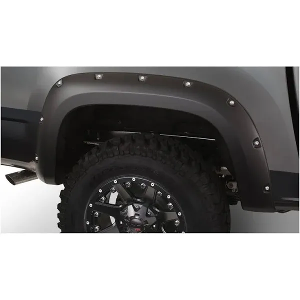 Bushwacker 40138-02 Pocket Style Fender Flares