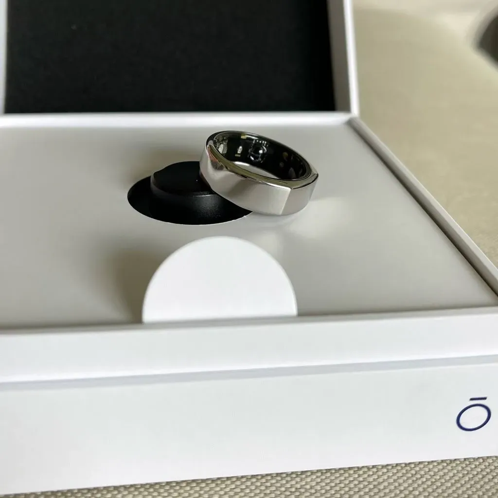 Oura Ring Gen3 - Heritage - Size 10 - Silver