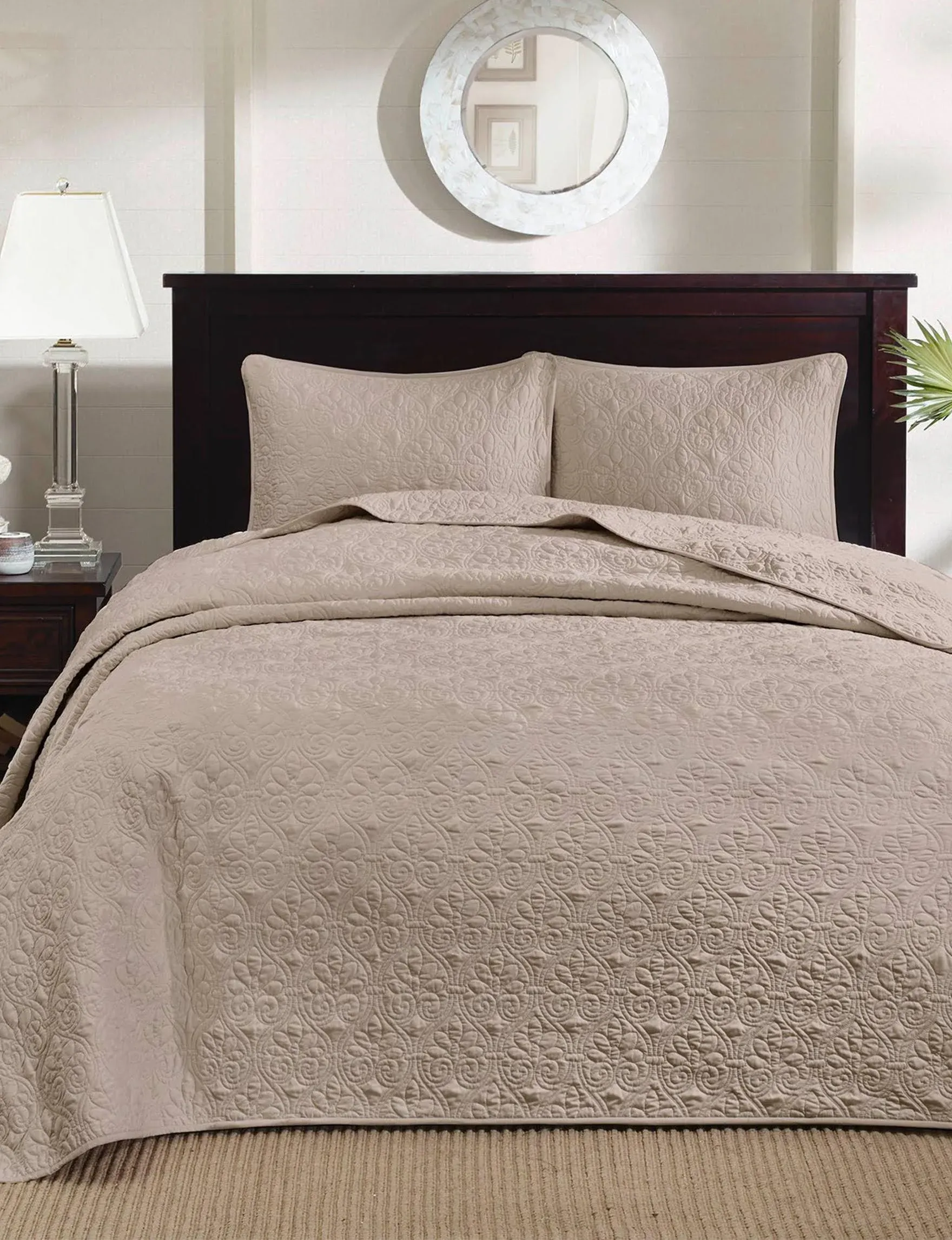 Madison Park - Quebec Reversible Bedspread Set - Khaki - Queen