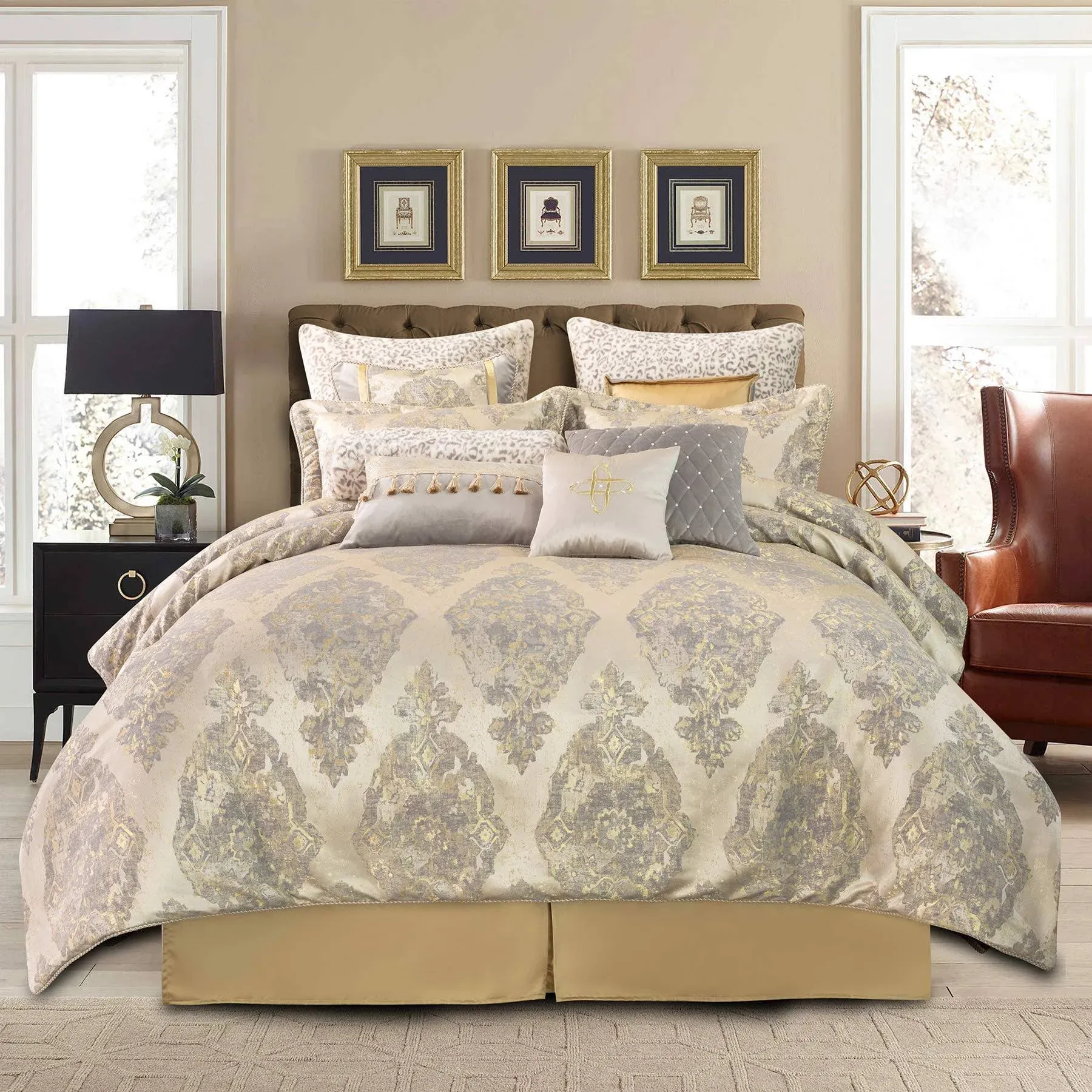 Loom and Mill Rome 12/13 Piece Damask Comforter Set, Queen