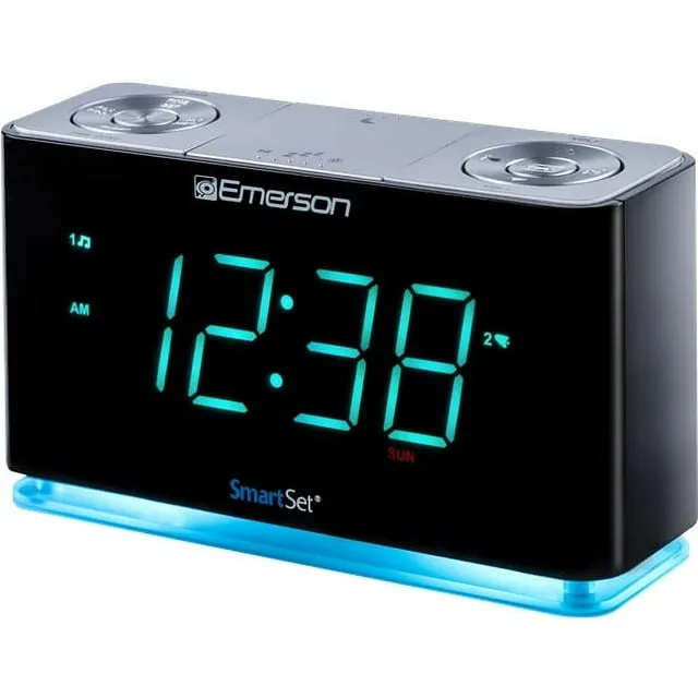 Emerson SmartSet Dual Alarm Clock Radio, Bluetooth Speaker, USB Charging, Night LED, 1.4" Cyan LED Display, ER100301