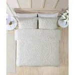 Medallion Chenille Bedspread Queen White